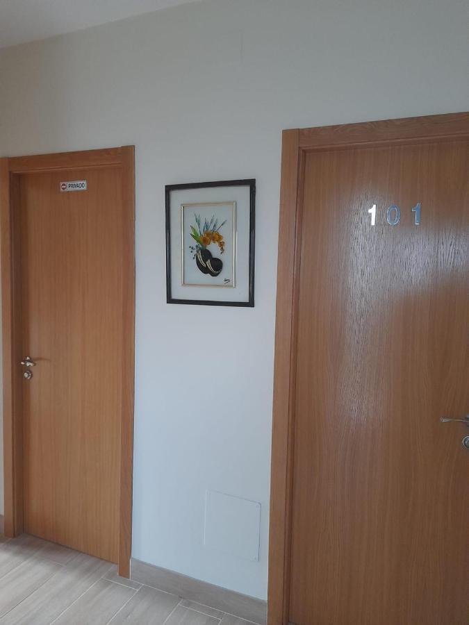 Sleeping Portomarin 1 Hotel Ngoại thất bức ảnh